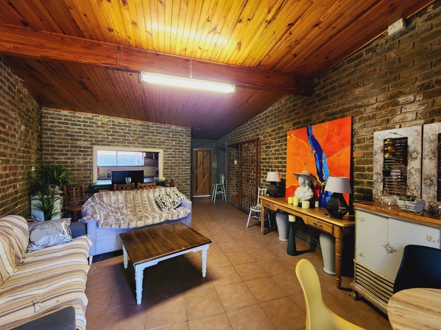 4 Bedroom Property for Sale in Grimbeeck Park North West